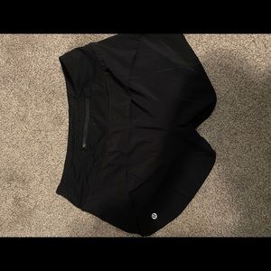 Lululemon speed up shorts 4 inch size 6